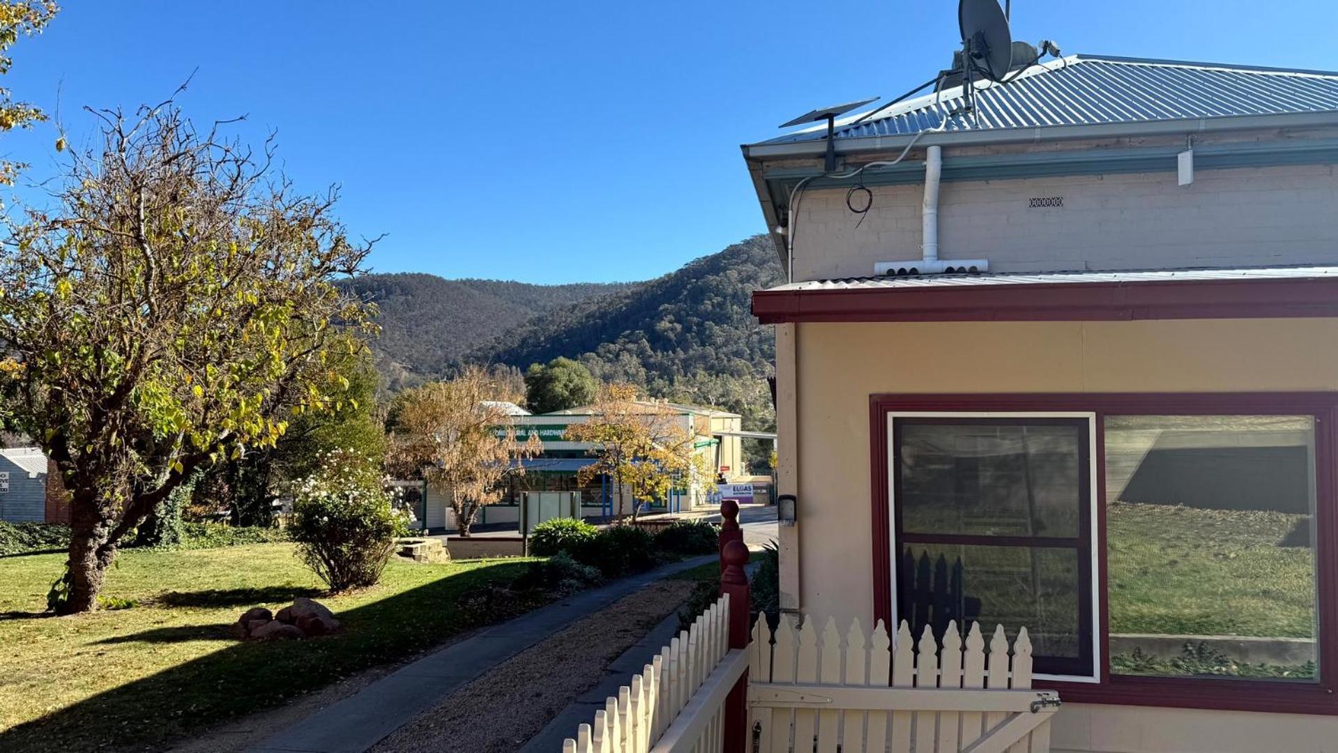 Colonial Bank Motel Omeo Zewnętrze zdjęcie