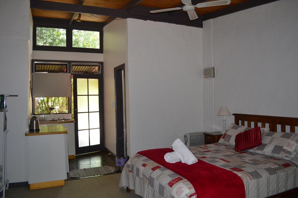 Colonial Bank Motel Omeo Pokój zdjęcie